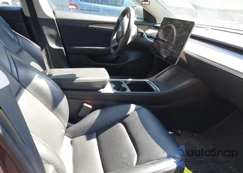 2021 Tesla Model 3 из США, поврежденный, VIN 5YJ3E1EC4MF036983